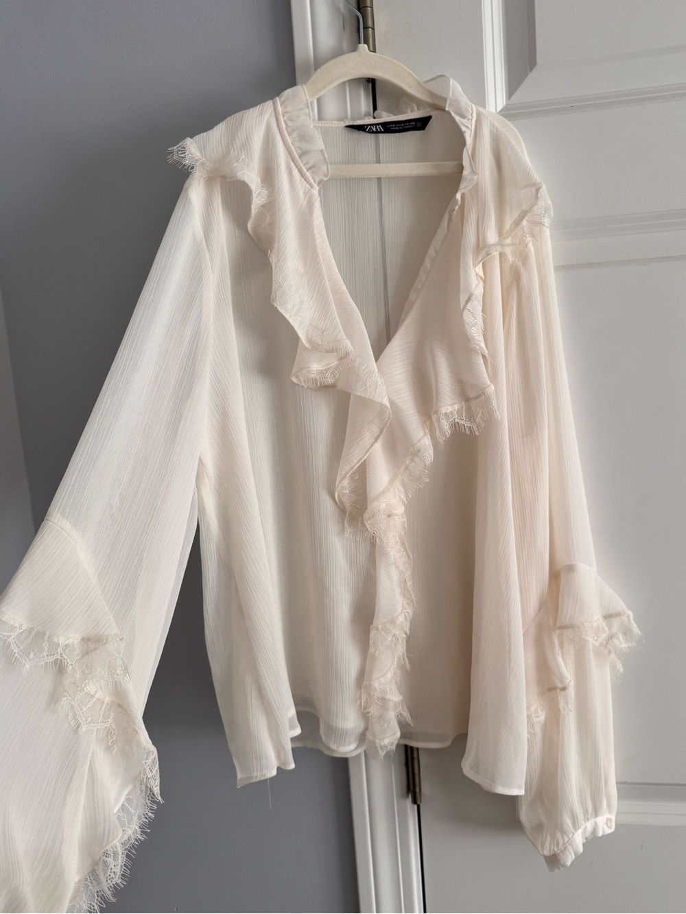 Zara Off-White Ruffle V-Neck Blouse